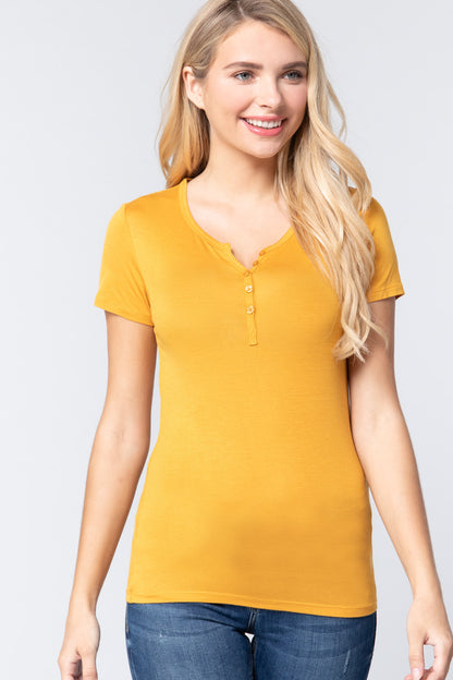 SHORT SLV BUTTON PLACKET TOP