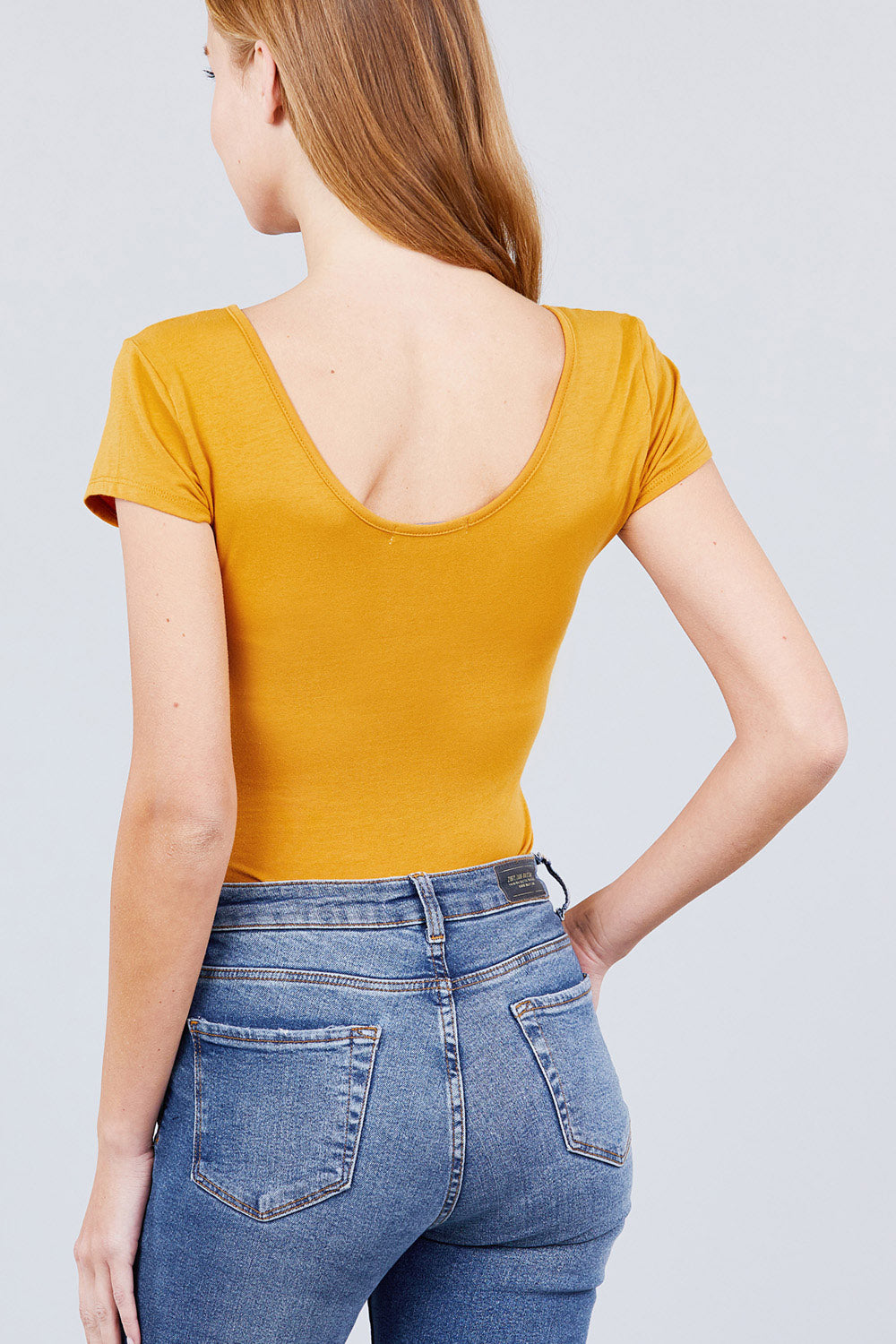 SHORT SLEEVE SCOOP NECK BODYSUIT